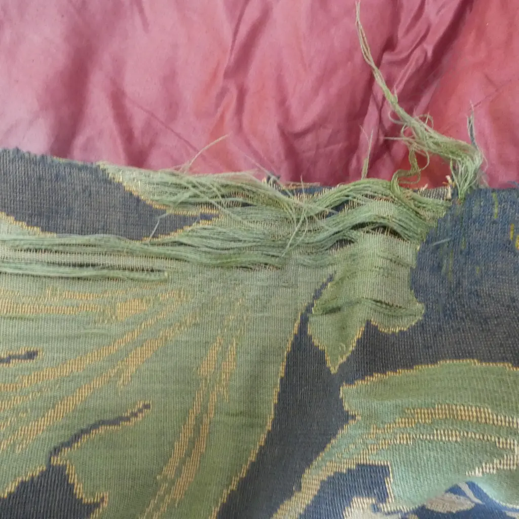 GILT CURTAIN RAIL/ROD, TASSEL etc + PR WILLIAM MORRIS STYLE CURTAINS faults 2650x1600mm Image 1++