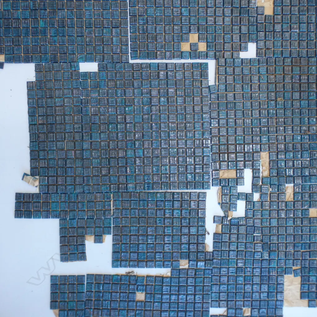 BOX OF IMPORTED ITALIAN BLUE GLASS MOSAIC TILES, INDIVIDUAL TILE SIZE: 20 x 20mm Image 1++