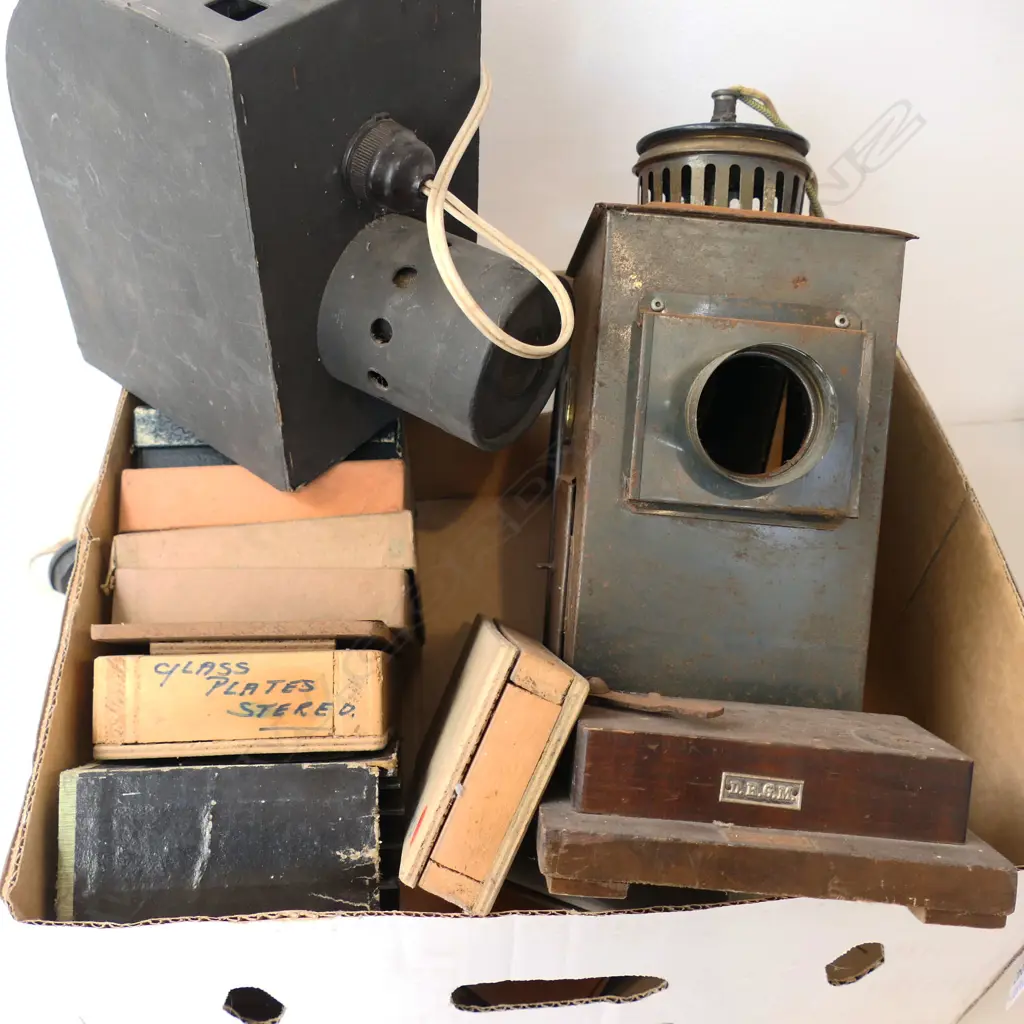 2 MAGIC LANTERNS + ASST. GLASS PLATES ETC Image 1++