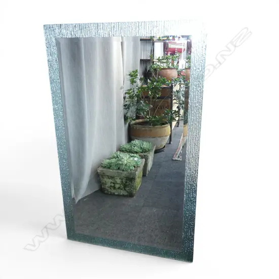 MODERN BEVEL EDGE MIRROR 