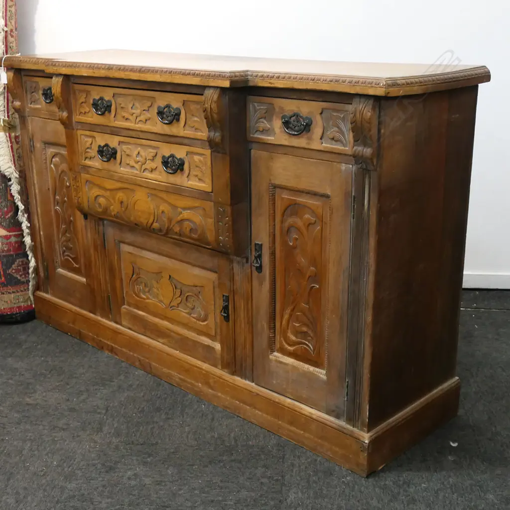 COLONIAL BREAKFRONT SIDEBOARD 1510x500x930mm Image 1++
