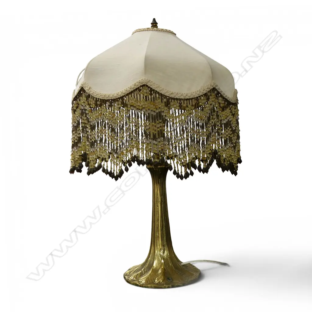 TABLE LAMP w. BEADED SHADE H.580mm Image 1++