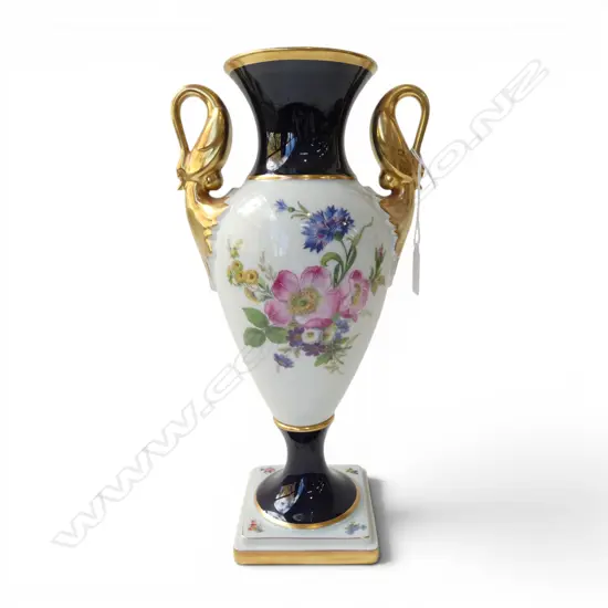 IMPERIAL ECHT SCHARFFEUER KOBALT quality PORCELAIN VASE gilt swan handles H.344mm