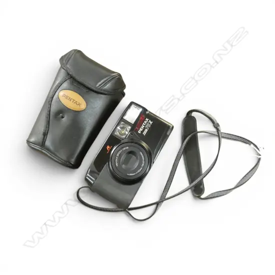 PENTAX ZOOM 70-X CAMERA