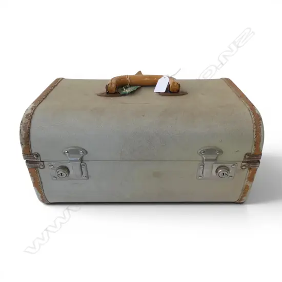 VINTAGE BOX