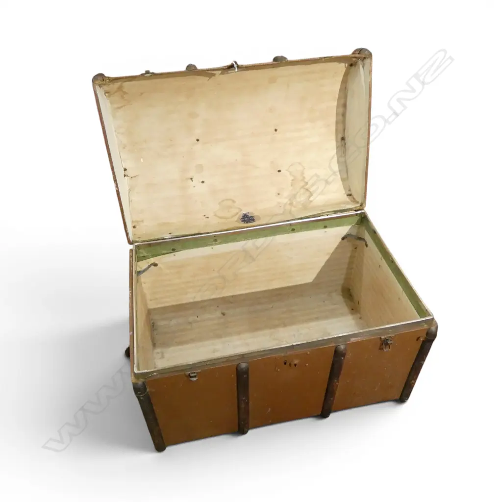 VINTAGE TRAVEL TRUNK W.760mm Image 1++