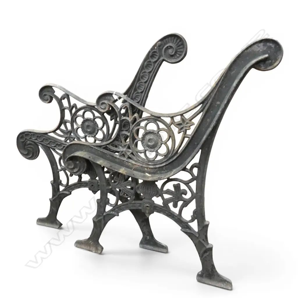PR CAST IRON BENCH ENDS H.760mm Image 1++