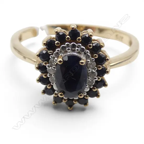 9ct SAPPHIRE & DIAMOND RING, 2.11gm SIZE P