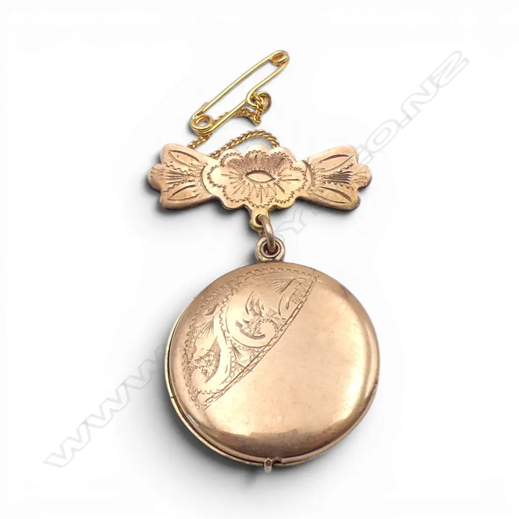 9CT LOCKET BROOCH 40x30mm 6.8gms Image 1++