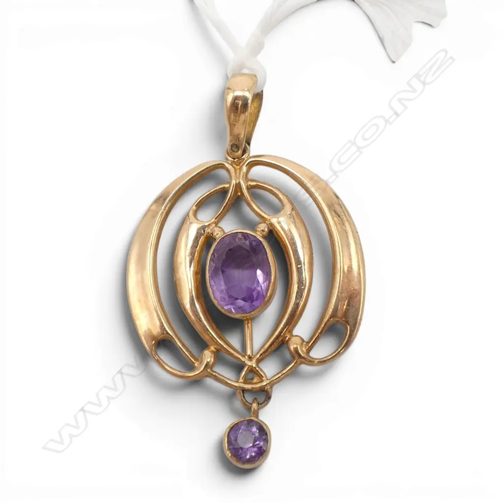 Art Nouveau Birmingham 1910 9ct gold and amethyst pendant 2.6gms Image 1++