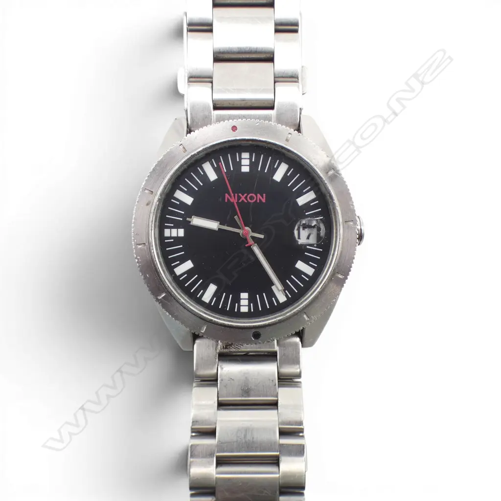 NIXON 'WANDERLUST' WRISTWATCH  Image 1++