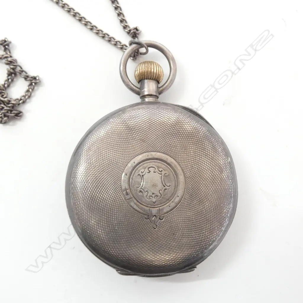 S/SILVER WALTHAM POCKET WATCH & SMALL OPEN FACED S/SILVER POCKET WATCH  TOTAL WIEGHT 126GMS Image 1++