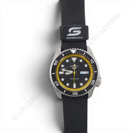 MENS SEIKO SPECIAL EDITION 'SUPERCARS' AUTOMATIC WRISTWATCH in box