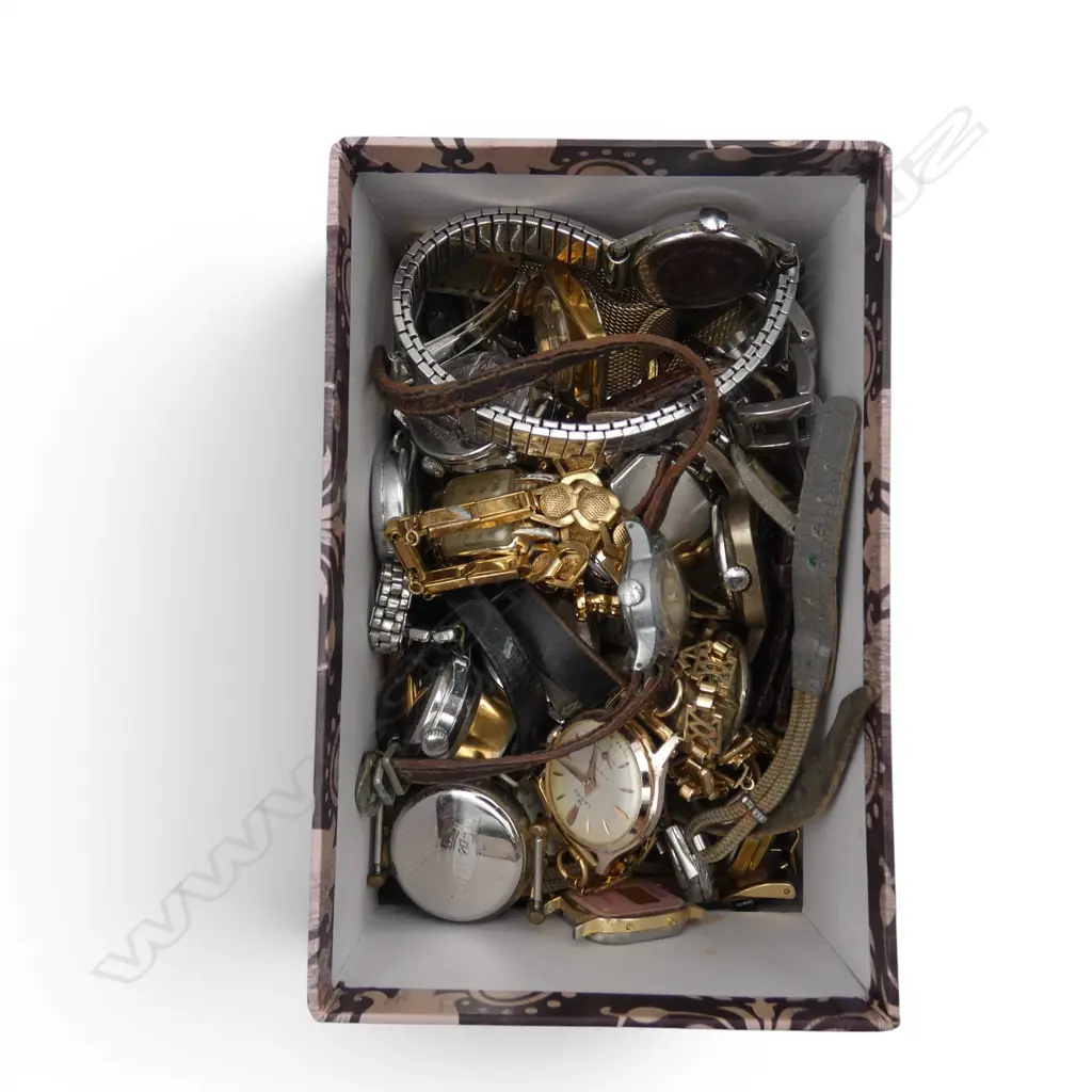 VINTAGE LADIES WRIST WATCHES Image 1++
