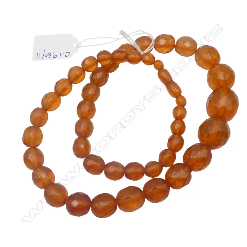 FAUX AMBER NECKLACE Image 1++