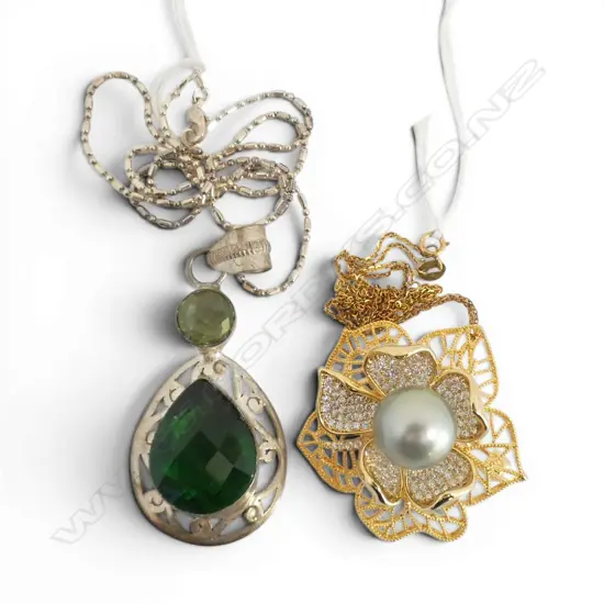 2 LARGE PENDANT NECKLACES