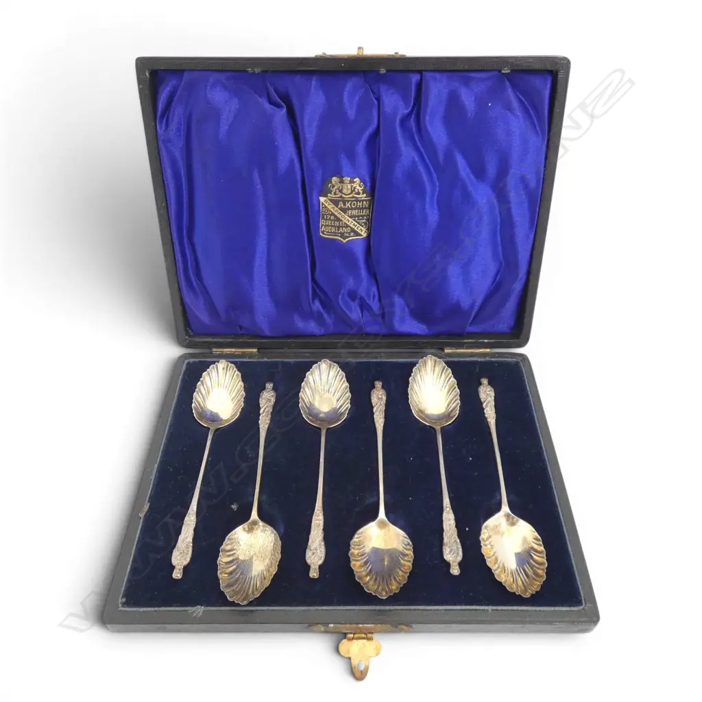 Chester 1905 SET 6 SILVER APOSTLE TEASPOONS shell bowls 34gms Boxed Image 1++
