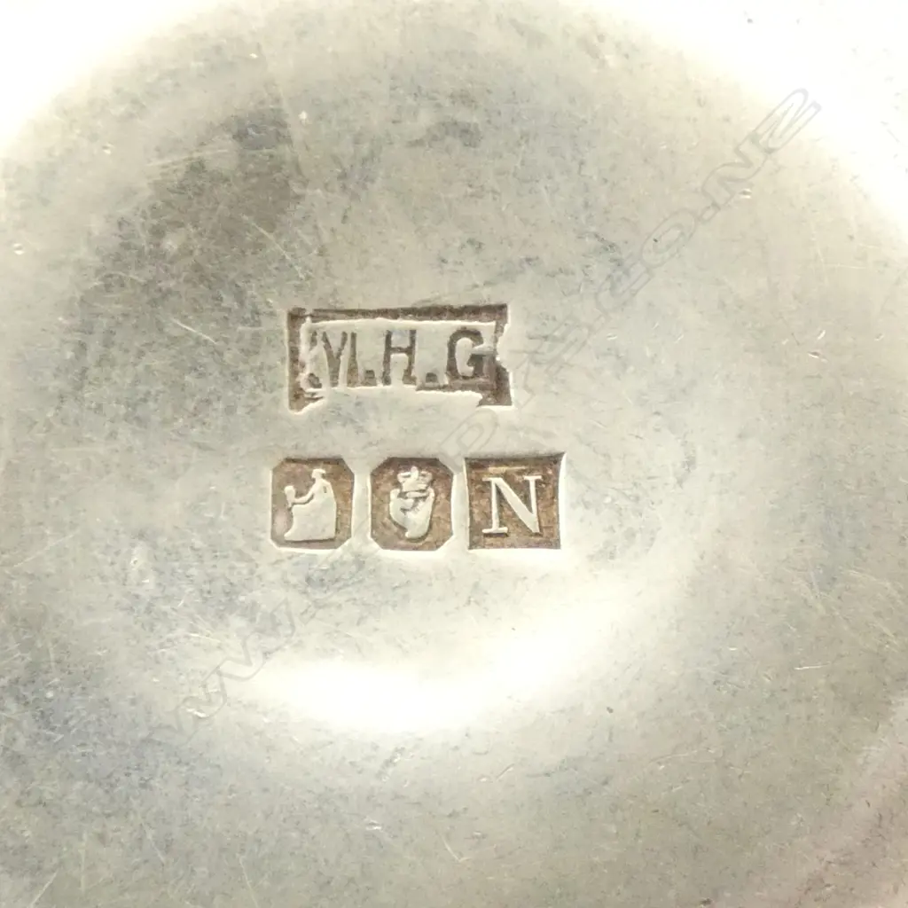 DUBLIN 1955 SILVER PYX 'IHS' to lid 41gms used by Catholic clergy and ministers to carry the Eucharist (Holy Communion) Image 1++