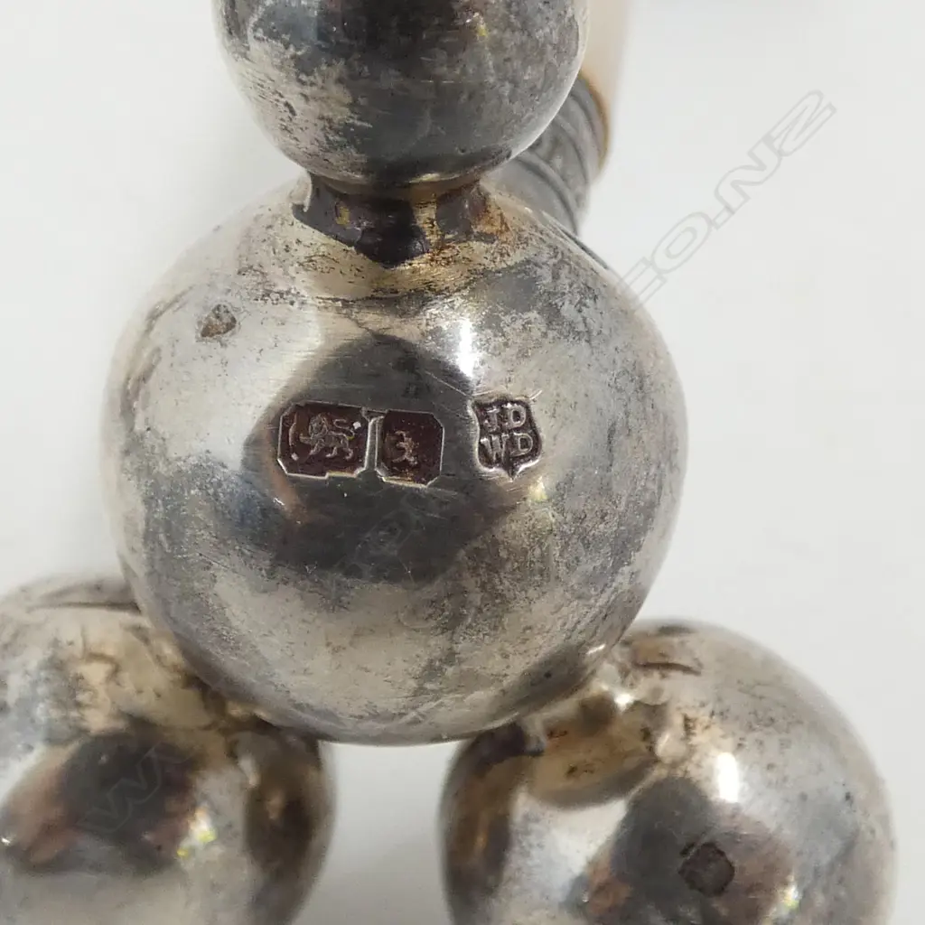Sheffield 1915 PR SILVER MOUNTED & mother of pearl KNIFE RESTS. Hallamrked Image 1++