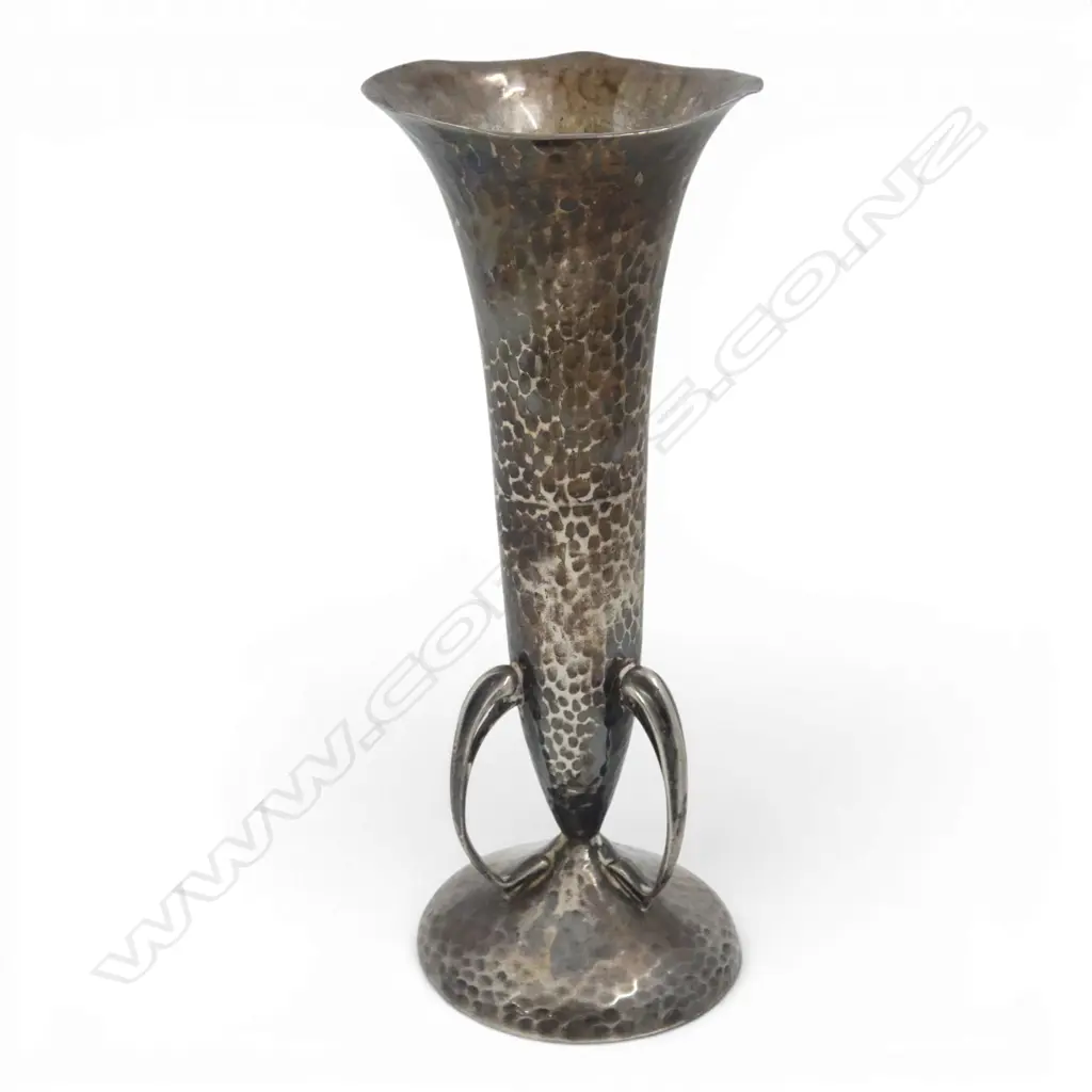 Sheffield 1911 stg SILVER BEATEN finish BUD VASE plaster base. H.165mm rim dented Image 1++
