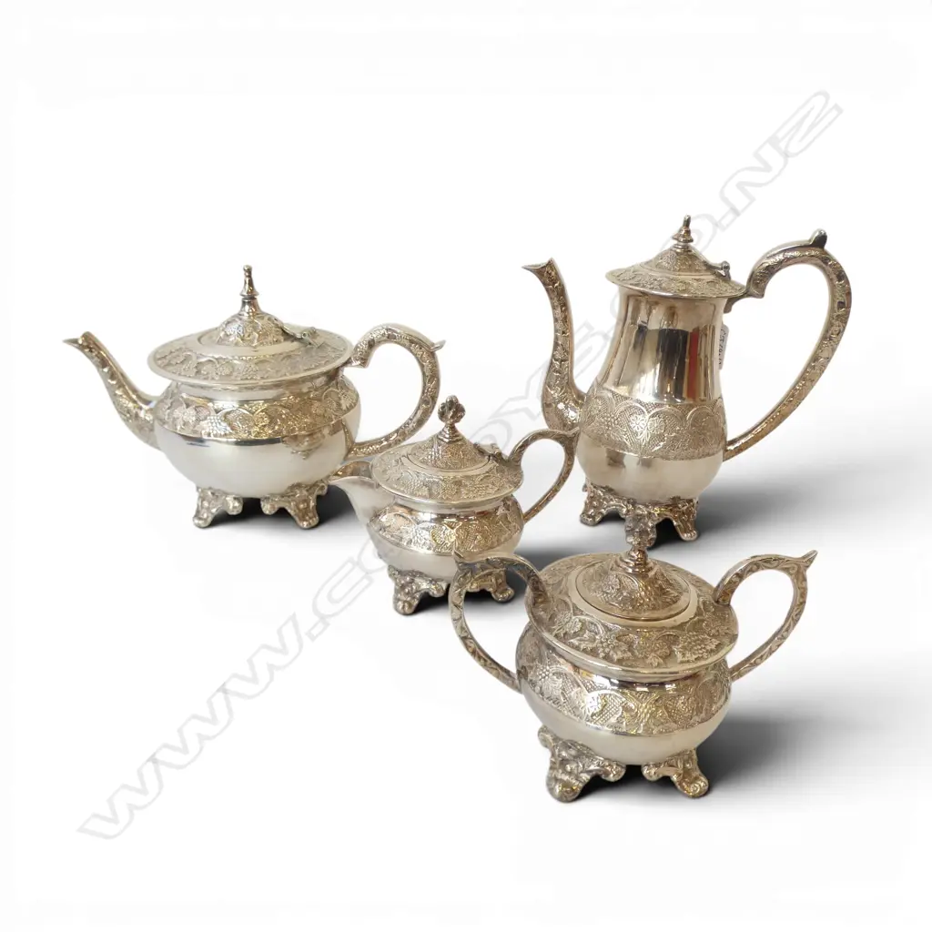 4 PCE SILVER PLATE TEA SET Image 1++