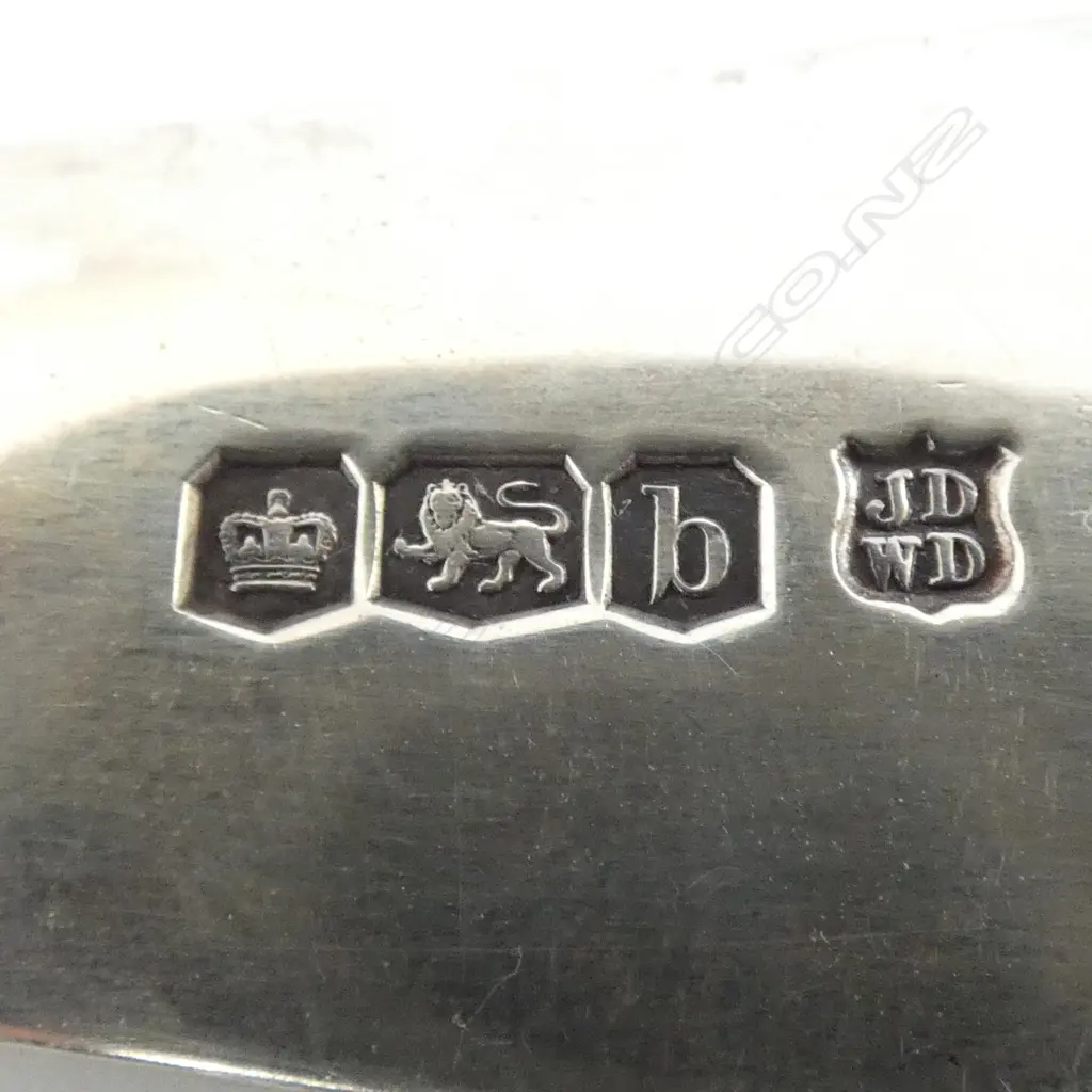 Sheffield 1919 stg SILVER PAIR HEAVY SERVING SPOONS Old English pattern 382gms Image 1++