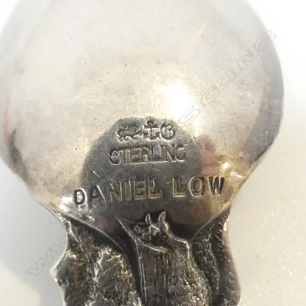 19THC DANIEL LOW STERLING SILVER WITCH SPOON FROM SALEM 14gms Image 1++