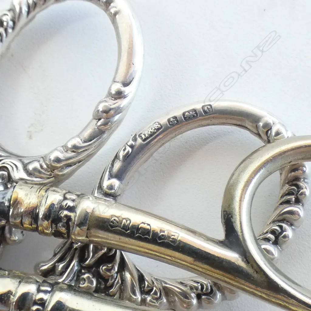 10 PRS SCISSORS, 7 w. STG SILVER HANDLES L.110mm + holder Image 1++