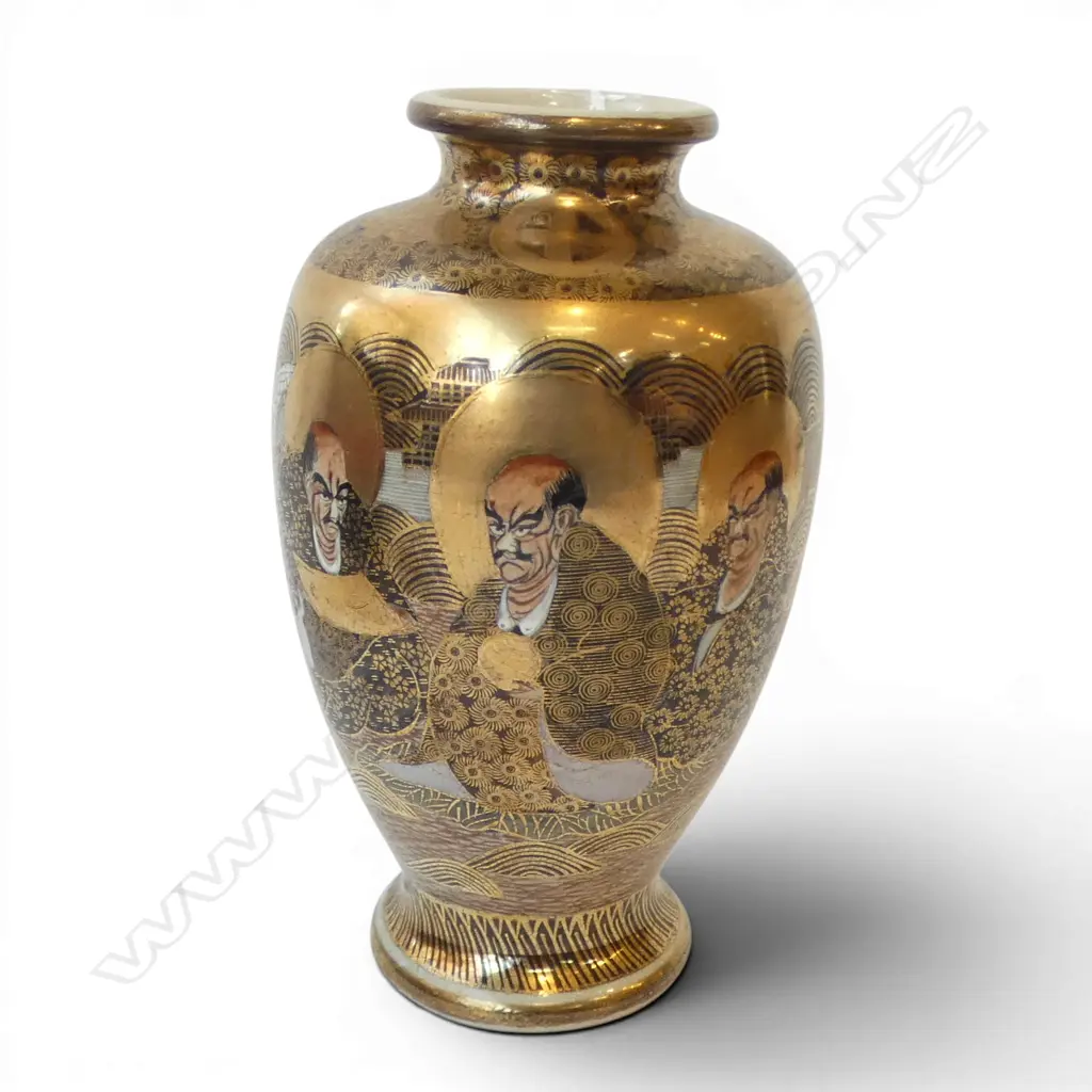SATSUMA VASE H.230mm SIGNED TO BASE Image 1++