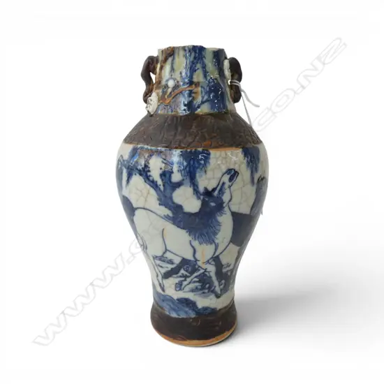 CHINESE BW CRACKLE GLAZE PORCELAIN VASE FEATURING HORSE SCENES, SOME DAMAGE TO TOP 210mm h