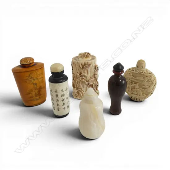SIX CHINESE SNUFF BOTTLES (BONE, SHELL, HORN ETC), H. 90mm