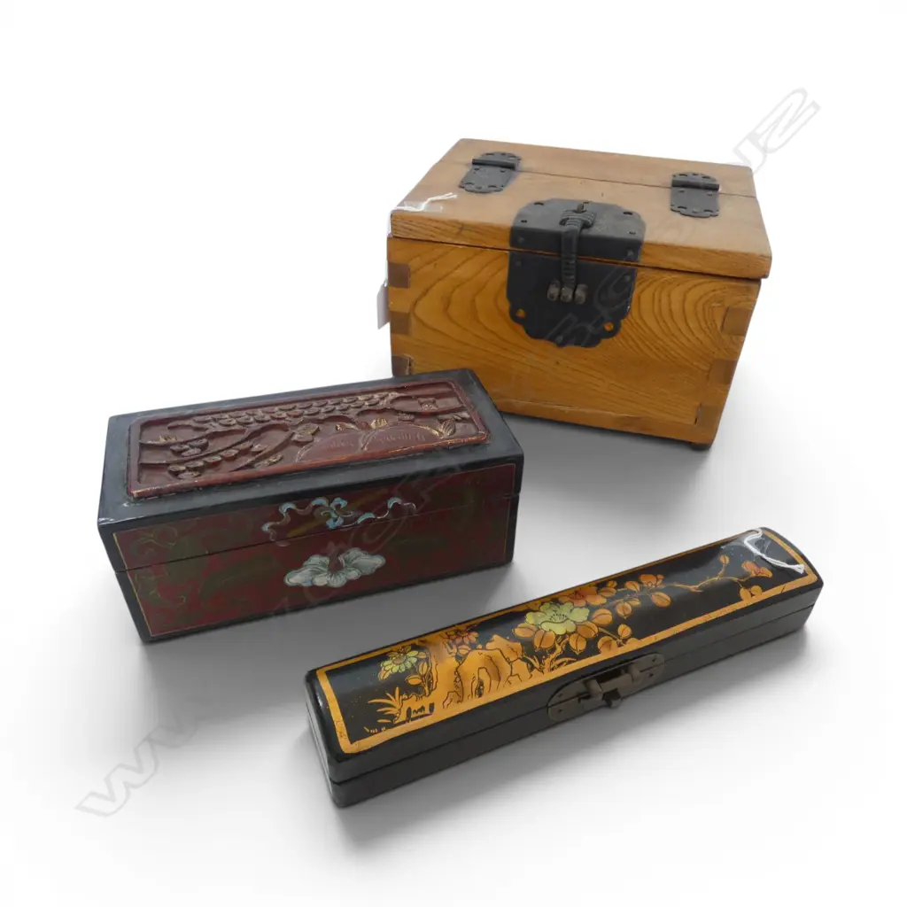 3 VINTAGE CHINESE BOXES L270 MM 250MM & 220MM Image 1++