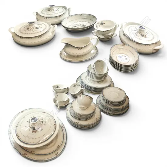 ROYAL DOULTON 'OLD COLONY' DINNER SET