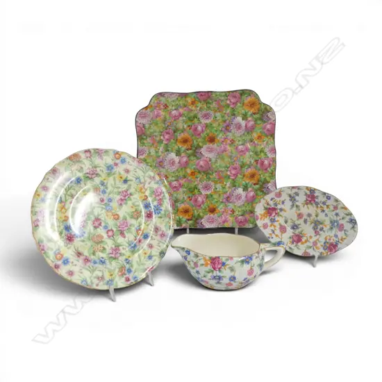 3PCS AOF CHINA CAKE PLATE SMALL PLATE & GRAVEY BOAT ON DISH L130MM