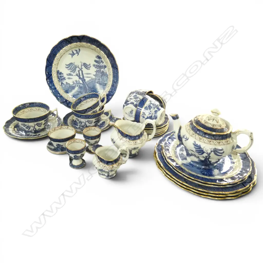 29 PCS BOOTHS 'REAL OLD WILLOW' CHINA 1 cup chipped Image 1++