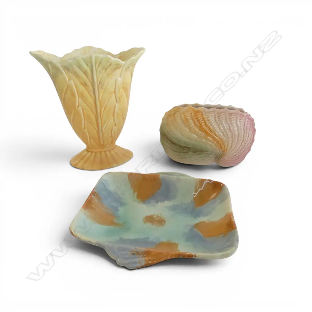 BESWICK DECO VASE H230MM SHORTER SHELL VASE H130MM& EMPIRE WARE DISH L210MM Image 1++