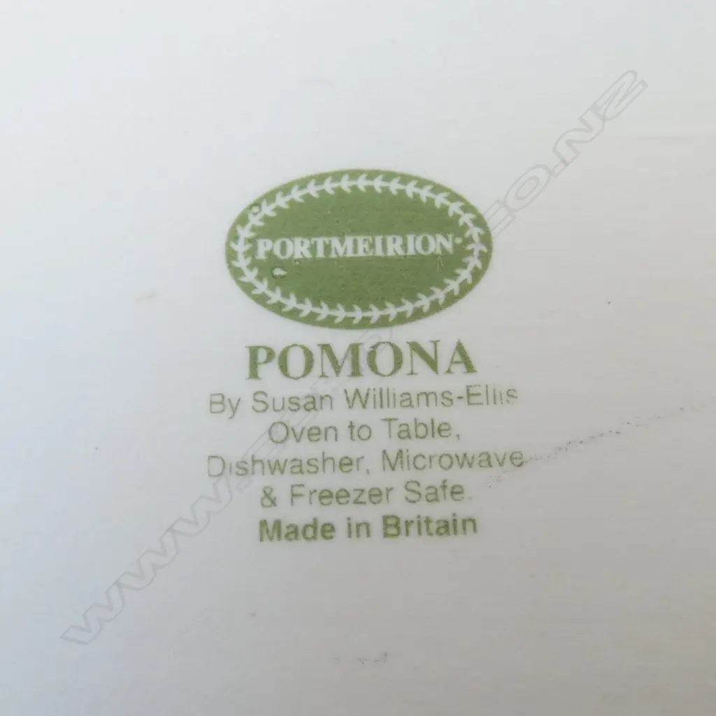 8 PCES PORTMEIRION INCL. BAKING DISH 250x250mm Image 1++