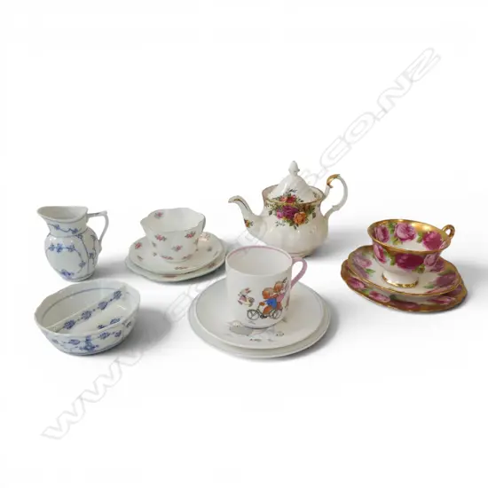 3 TRIOS (2 SHELLEY + ROYAL ALBERT) + TEAPOT & 2 PCES ROYAL COPENHAGEN