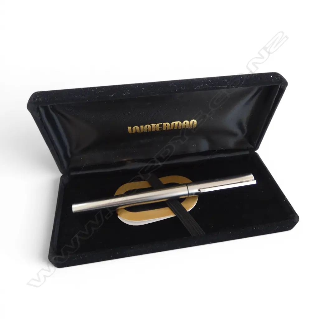 VINTAGE WATERMAN FOUNTAIN PEN IN CASE UNUSED WITH LABEL, L.135MM Image 1++