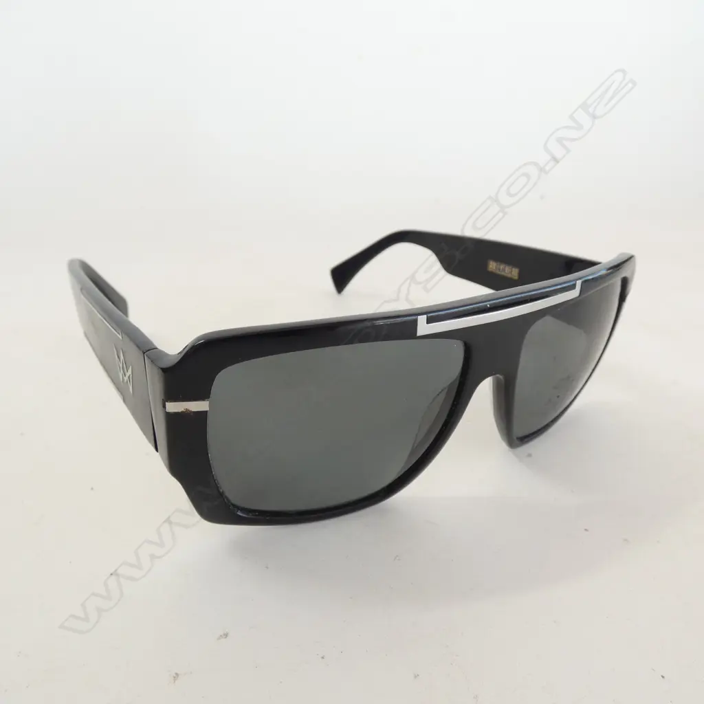 PR OF AM EYEWEAR SUNGLASSES AUSTRALIA Image 1++