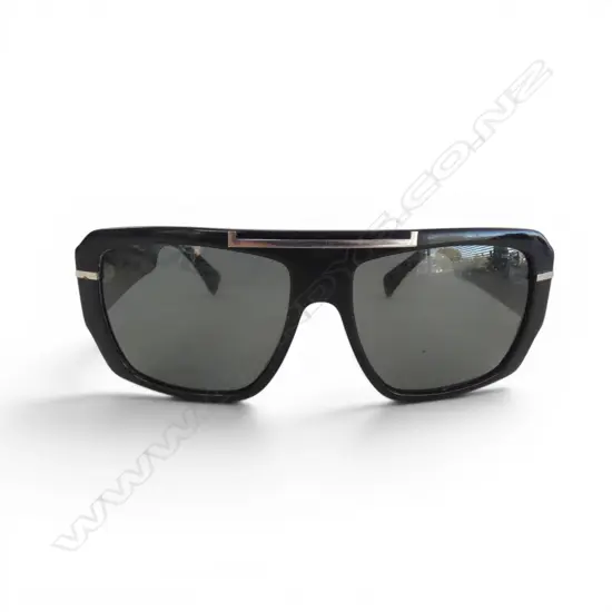 PR OF AM EYEWEAR SUNGLASSES AUSTRALIA