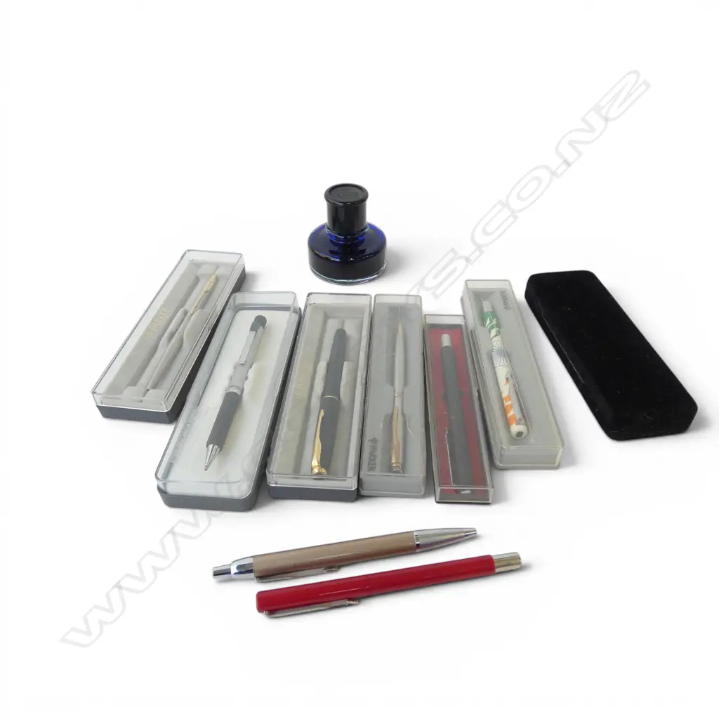 COLLECTION 11 PARKER PENS & INK Image 1++