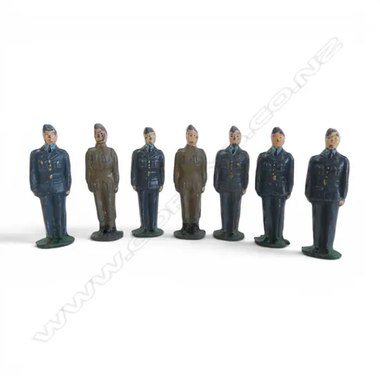 SEVEN VINTAGE LEAD TOY FIGURES MILITARY AIRMEN, H.70MM 