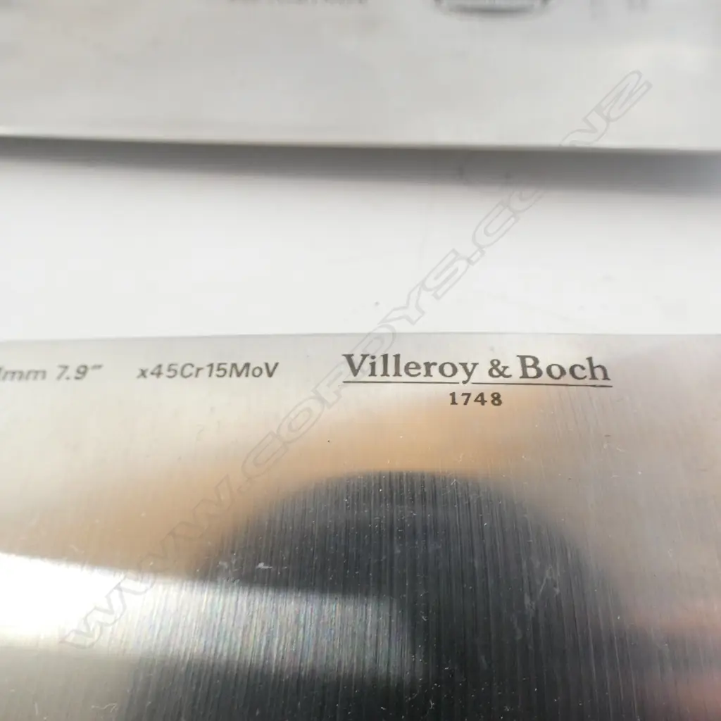 2 CHEFS KNIVES VICTONNOX & VILLEROR & BOCH  L390MM LONGEST Image 1++