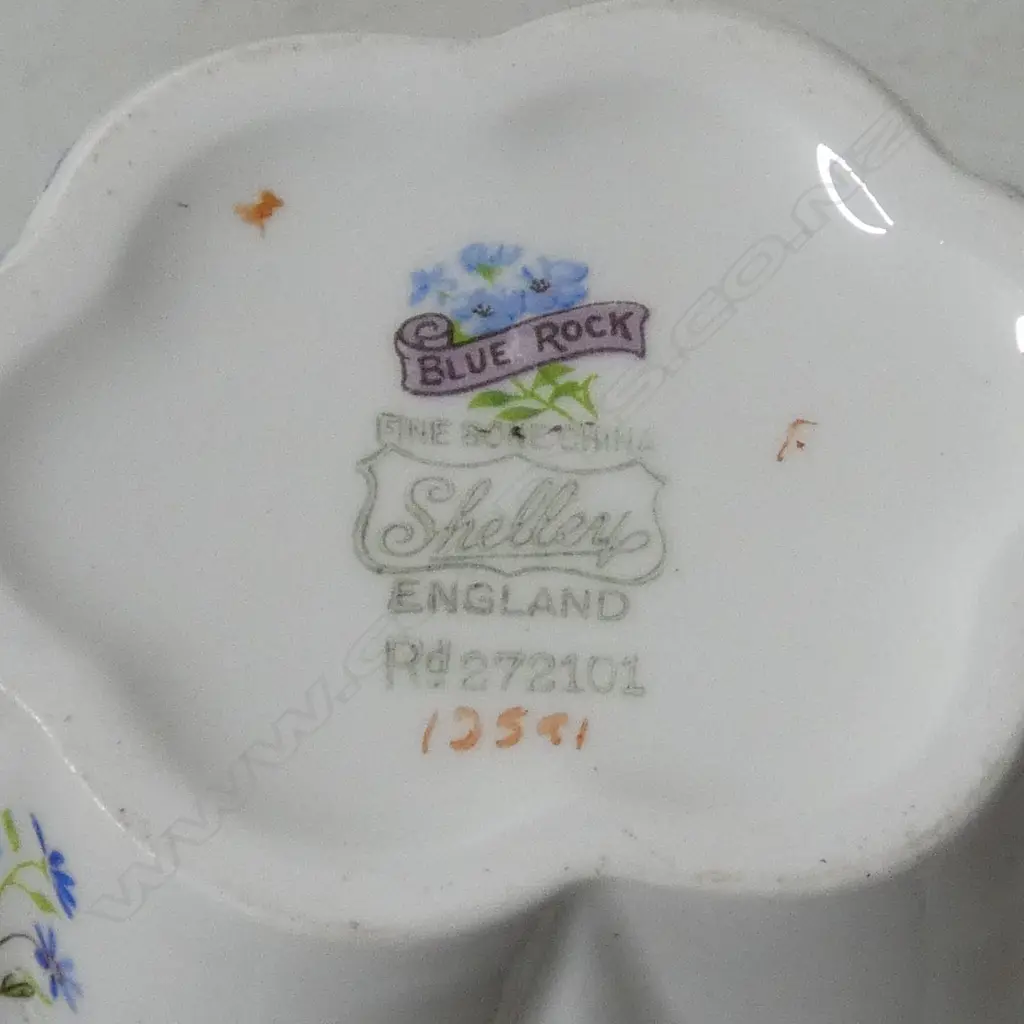 2 PERSON SHELLEY CHINA TEASET BLUEBELL PAT & 2 DISHES Image 1++