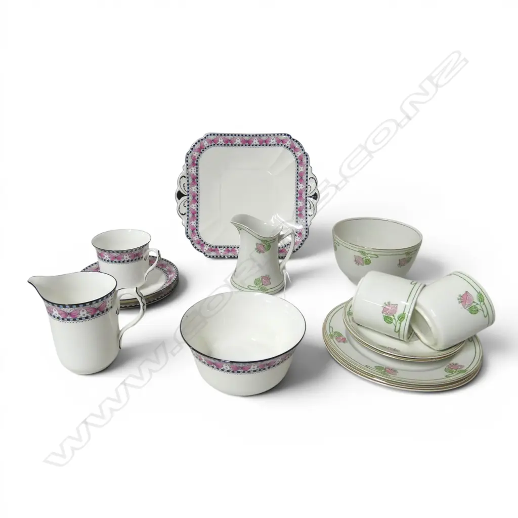 2 SHELLEY CHINA PART TEASETS CAKE PLATE C/SUGAR CSP & C/SUGAR & 2CSPS Image 1++