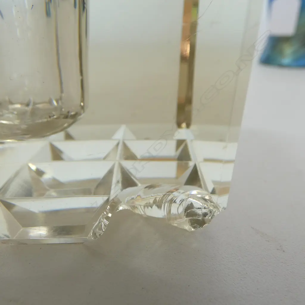 COLLECTION OF 5 VINTAGE GLASS LIDDED INKWELLS L90MM LONGEST Image 1++