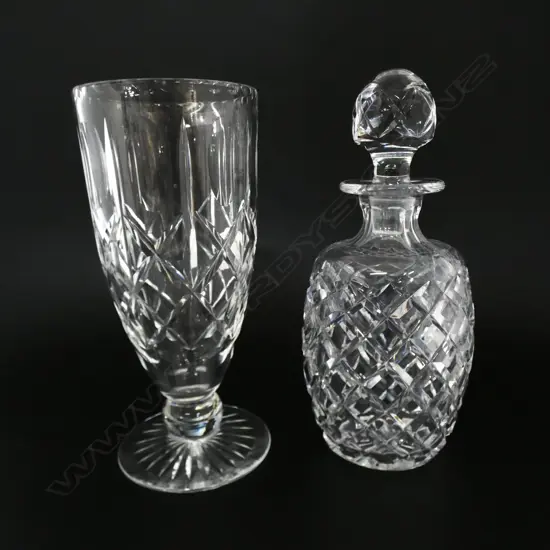 CRYSTAL DECANTER & CRYSTAL VASE H250MM