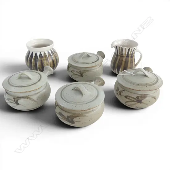 4 LIDDED NEIL GRANT RAMEKINS & HAMNER POTTERY MILK & SUGAR