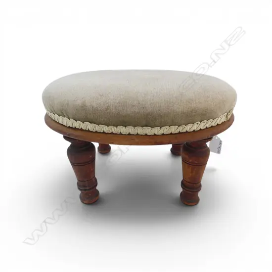 1905 VINTAGE KAURI VELVET TOPPED FOOTSTOOL L300MM